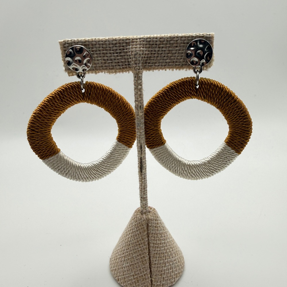 Boho Beachy Relaxed Coastal Earth Colors Hoop Earrings OS Gold White